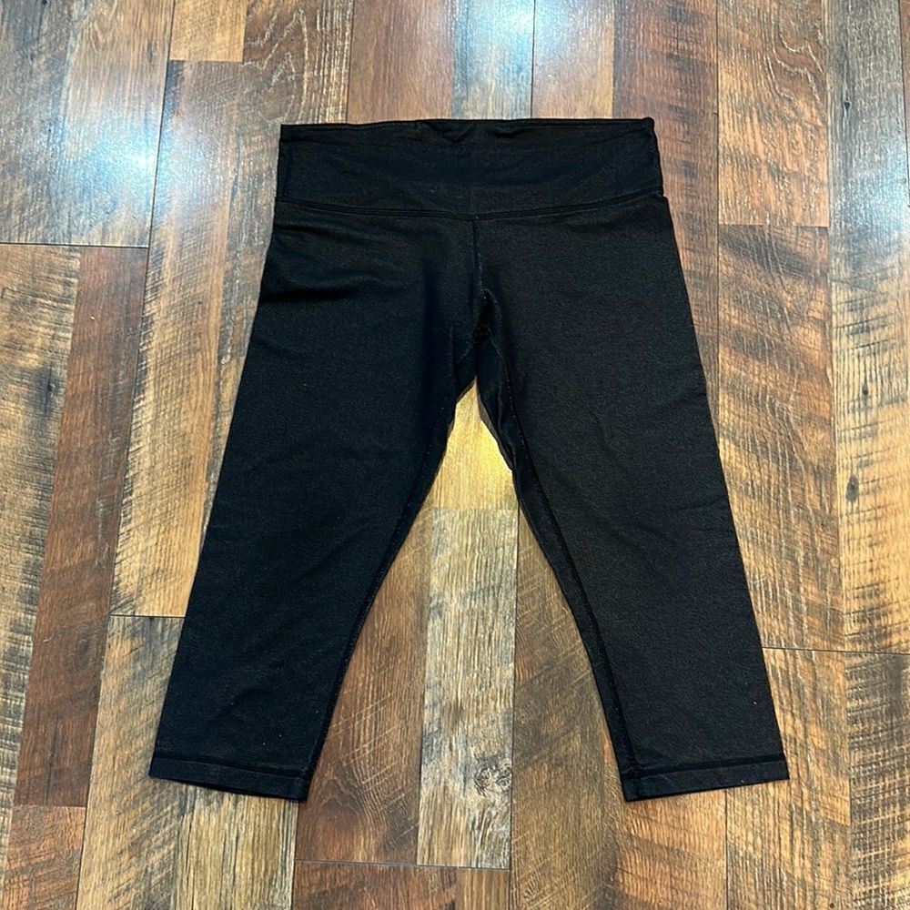 Lululemon Capri leggings 8 (2200)